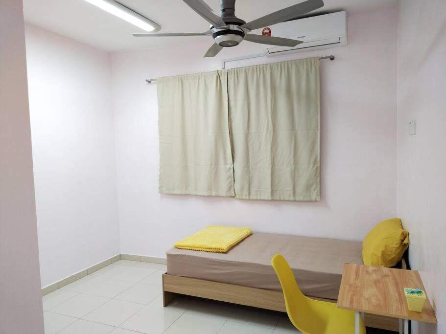 1122 Park S2 # U - 5 Bedroom Seremban